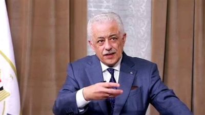 قرارات ينتظرها المصريون.. وزير التعليم يحسم موقف الامتحانات والدراسة بعد قليل