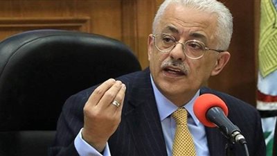 شوقي: امتحانات الثانوية العامة إلكترونية في لجان مدرسية مراقبة