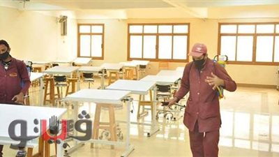 استمرار تعقيم كليات ومنشآت ومستشفى جامعة كفرالشيخ.. صور