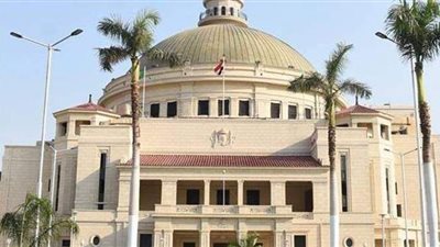 جامعة القاهرة: نظام الهجين أحد الخيارات المطروحة أمام الطلاب في الامتحانات