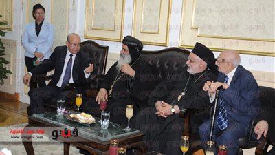 محافظ الجيزة يستقبل وفدًا كنسيًا رفيع المستوى