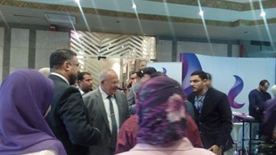 الخشت يتفقد الاستعدادات النهائية لمنتدى التوظيف بالجامعة (فيديو)