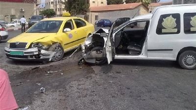 إصابة 5 في انقلاب سيارة في خان يونس بقطاع غزة