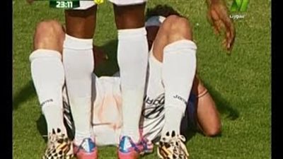 بالفيديو.. إصابة طارق حامد خلال مباراة الزمالك وطنطا