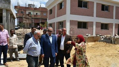 محافظ الشرقية يتفقد محطة مياه أبو كبير بتكلفة 230 مليون جنيه (صور)