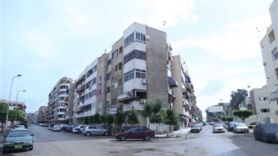 محافظ بورسعيد يتفقد عددا من شوارع بورفؤاد لمتابعة الأوضاع بسبب الأمطار (صور)