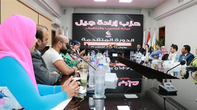 موسى مصطفى موسى يطالب بطرح أسهم المصانع المغلقة للشباب