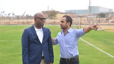 الكاف والجبلاية يعاينان ملعب إيروسبورت قبل بطولة أمم أفريقيا (صور)