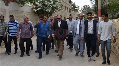 محافظ الفيوم يتابع استعدادات مهرجان تونس التاسع للخزف والفخار