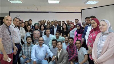 محافظ الأقصر يشهد فعاليات المؤتمر الختامى لمسابقة «خطوة في مشروعك»