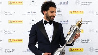 «فيفا»: محمد صلاح فخر مصر والعرب