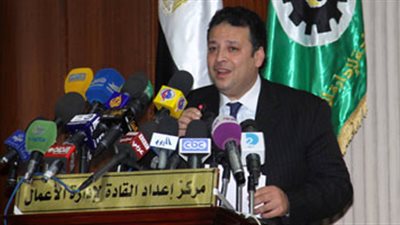 حاتم عزام: حرق الرقابة الإدارية رسالة من الفلول