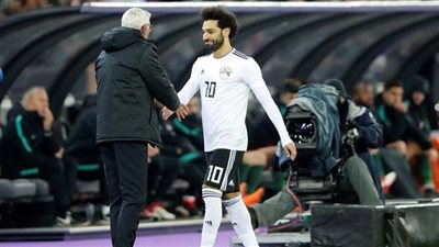 كوبر: «أتوقع تتويج محمد صلاح كأفضل لاعب في العالم»