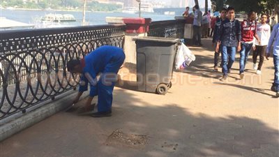 بالصور.. حملات نظافة في محيط الأتوبيس النهري بالقاهرة