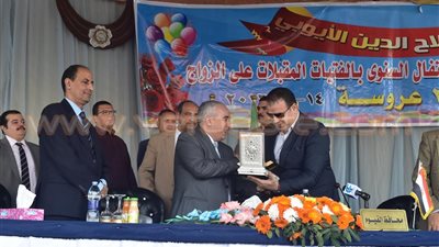 بالصور.. تسليم 215 جهاز عروسة للفتيات غير القادرات بالفيوم