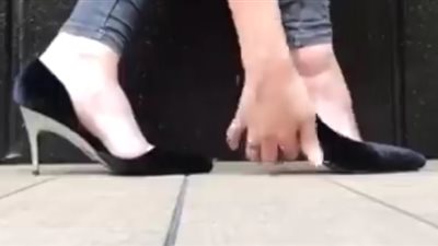 حذاء نسائي بأطوال مختلفة لجميع المناسبات (فيديو)