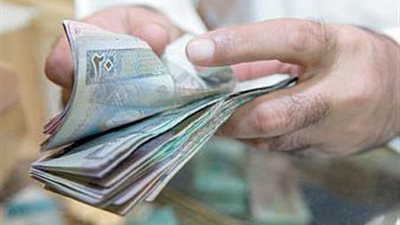 الدينار الكويتى يرتفع 3 قروش مقابل الجنيه..والريـال السعودى يستقر
