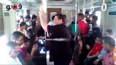 بالفيديو.. استياء ركاب المترو بسبب ضوضاء الأطفال