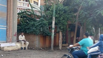 أزمة بين الكهرباء والوحدات المحلية حول صيانة أعمدة الإنارة بطوخ (صور)