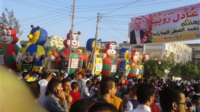 بالصور.. شواطئ الإسماعيلية تستقبل آلاف المصطافين في أول أيام عيد الفطر