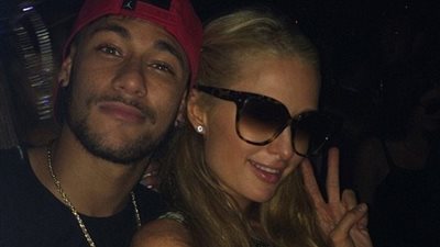 نيمار يظهر مع 