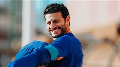 محمد الشناوي: لن أقبل بالعروض الاحترافية إلا عن طريق الأهلي