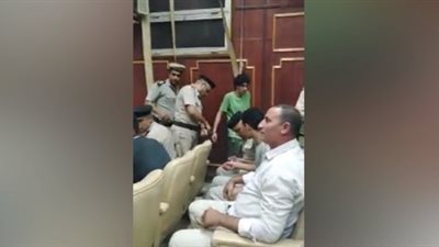 أول ظهور لـ«محمد راجح» أثناء محاكمته بقتل محمود البنا (فيديو)