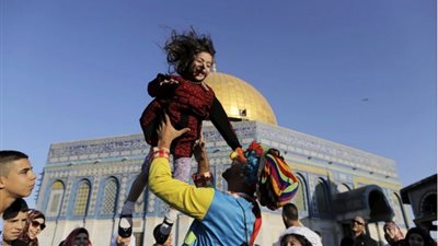 بالصور.. أجمل 10 لقطات في احتفالات عيد الفطر حول العالم