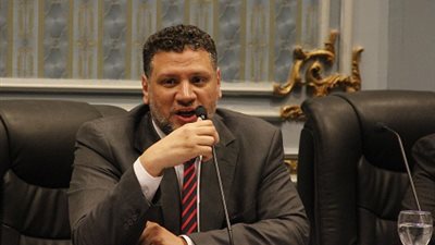 وزير الشباب يعلن عن خطة لتطوير مراكز الشباب بتكلفة 473 مليونا