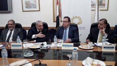 الجمارك: وضع الضوابط المناسبة لإيقاف التحايل على شروط الاستيراد