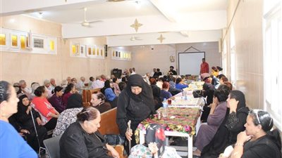 إيبارشية الوادي الجديد تنظم لقاء لكبار السن