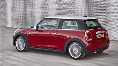 جمارك السيارة «مينى كوبر هاتش» الواردة من الكويت