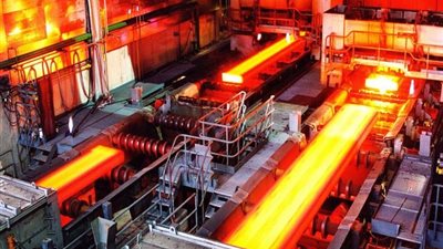 خبير يتوقع تصفية شركة الحديد والصلب بعد تقرير الجهاز المركزي للمحاسبات