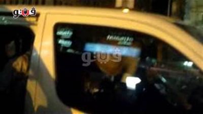 بالفيديو.. محافظ الجيزة يغادر دار «مكة المكرمة» بـ«ميكروباص»
