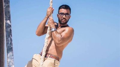 سميح ساويرس يشيد بالسباح «عمر حجازي».. ويؤكد: حقق المستحيل