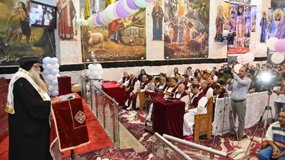 15 صورة ترصد احتفالات إيبارشية دشنا بالعيد الـ 28 لتجليس الأنبا تكلا