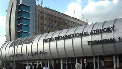 حمدي عبدالعزيز مديرا للعلاقات العامة بمطار القاهرة