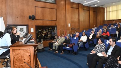 جلسة نقاشية بالمعهد القومي للإدارة حول منحة 