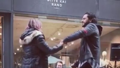 بالفيديو.. «وصلة رقص» لفنانة سورية مع زوجها وسط الشارع