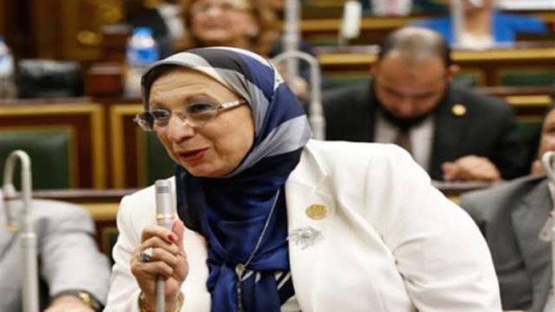 الدكتورة إيناس عبد