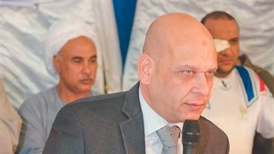 «برلماني»: قرارات البنك المركزي بخفض الجنيه سترفع أسعار السلع