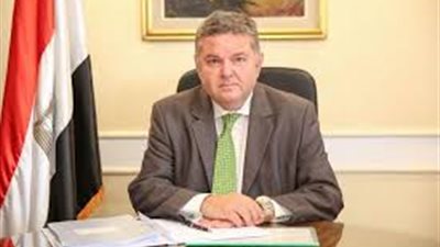 وزير قطاع الأعمال يستعرض موقف إعادة هيكلة شركة مصر للسياحة