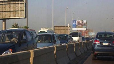 توقف الحركة المرورية بطريق «الإسماعيلية- القاهرة» عقب حريق سيارة