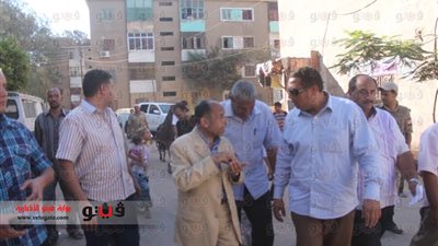 بالفيديو والصور.. جولة مفاجئة لمحافظ الفيوم على حي جنوب المدينة