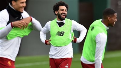 محمد صلاح يقود التشكيل المتوقع للقاء ليفربول وروما