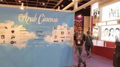 أحمد الفيشاوي يخوض تجربة (الحاسة الثامنة) في هونج كونج