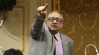 برلماني يتقدم ببيان عاجل ضد رئيس الوزراء ووزير النقل في واقعة «التذكرة القاتلة»