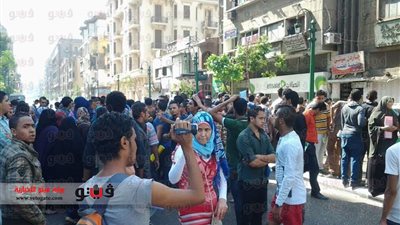 إغلاق أبواب 