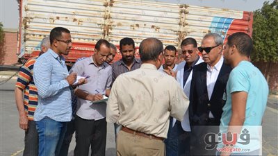 محافظ قنا يحيل مسئولين من لجنة استلام القمح بصوامع الترامسة للتحقيق