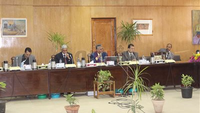 إعفاء طلاب حلايب وشلاتين ومرسي علم وأبورماد من الرسوم الدراسية بجامعة جنوب الوادي